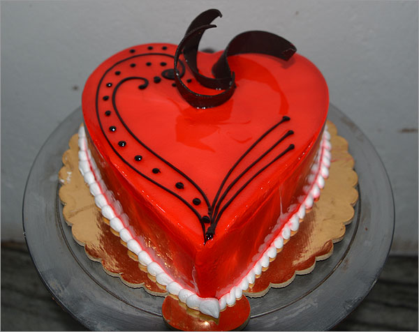 heartshapestrawberrycake-hifoods